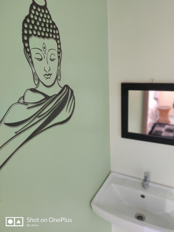 Lee Homestay Hampi Exteriör bild