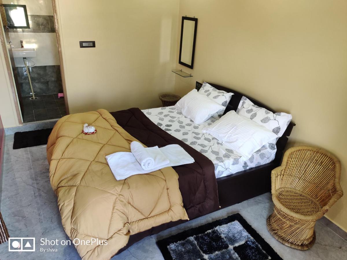 Lee Homestay Hampi Exteriör bild